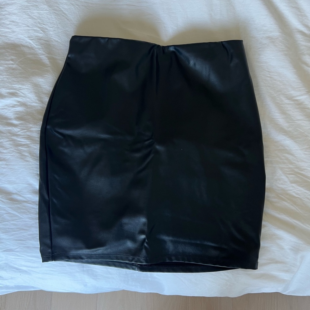 Hatch Vegan Leather Black Skirt